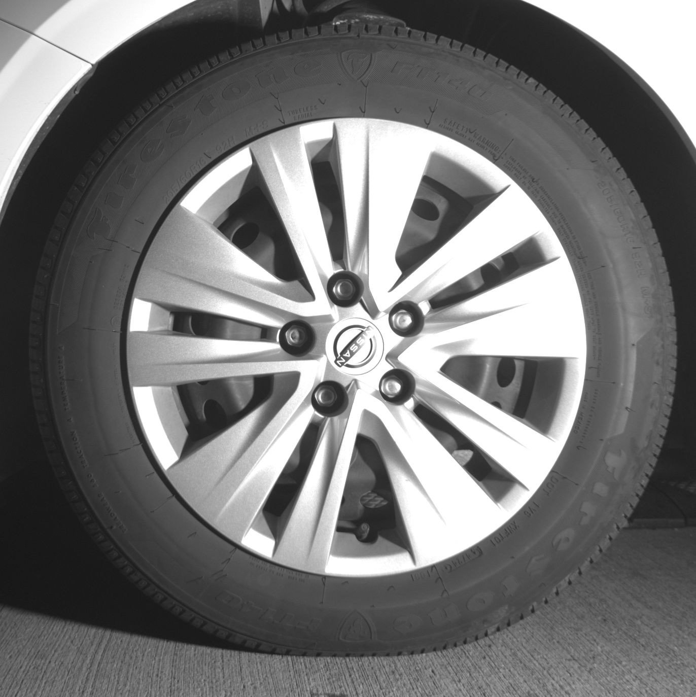 Used 2025 Nissan Sentra S image 12