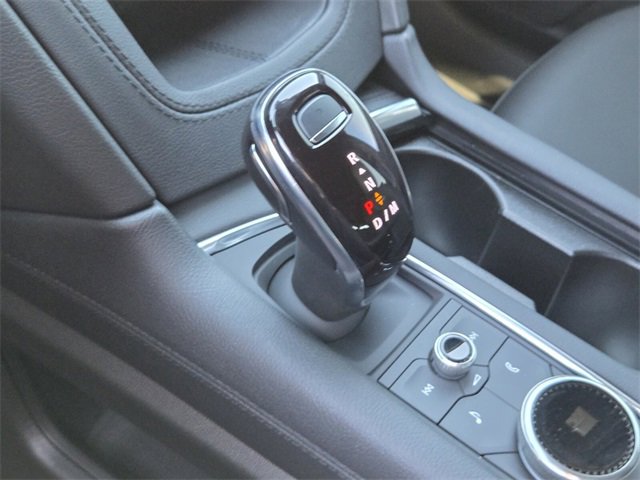 New 2025 Cadillac XT6 Luxury image 13