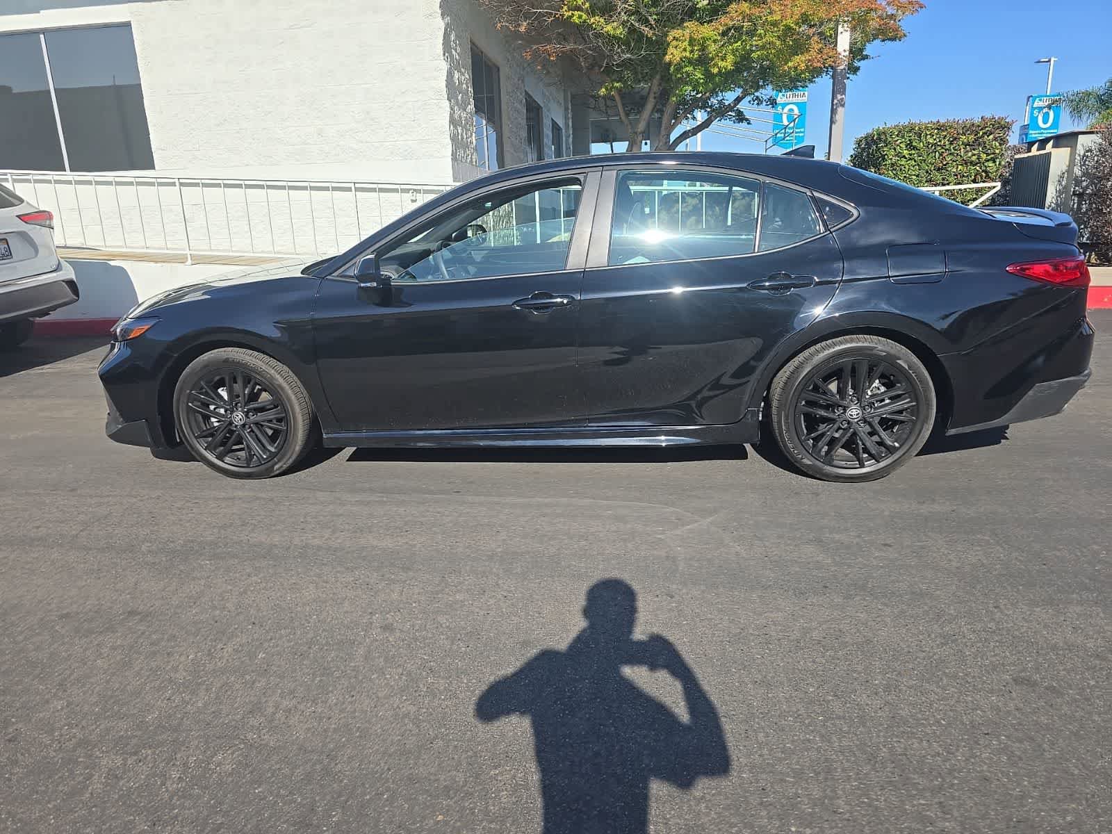 Used 2026 Toyota Camry SE FWD image 6