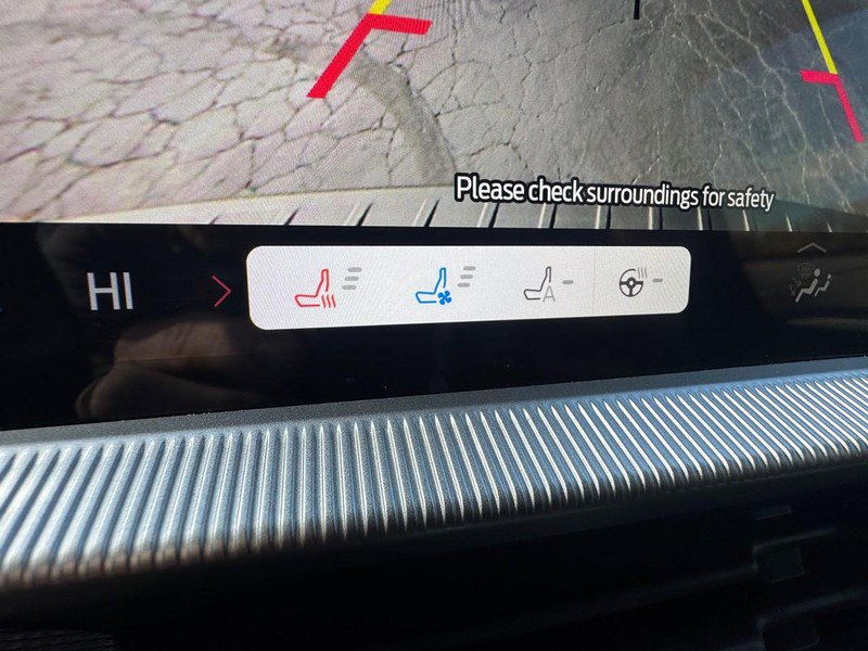 Used 2025 Ford Explorer ST w/ Sun And Sound Package image 23