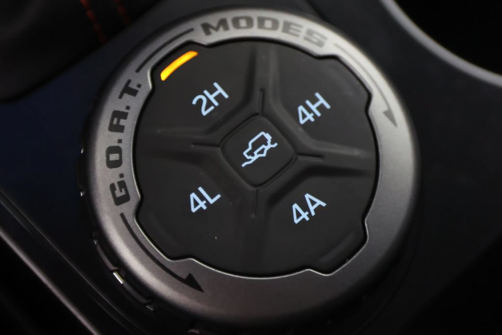 Used 2025 Ford Bronco Heritage Edition AWD/4WD image 23