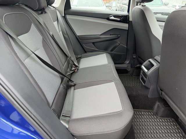 Used 2024 Volkswagen Taos S image 10