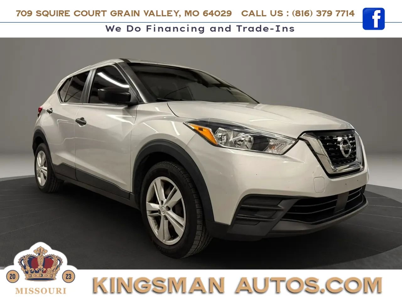 Used 2020 Nissan Kicks S image 2