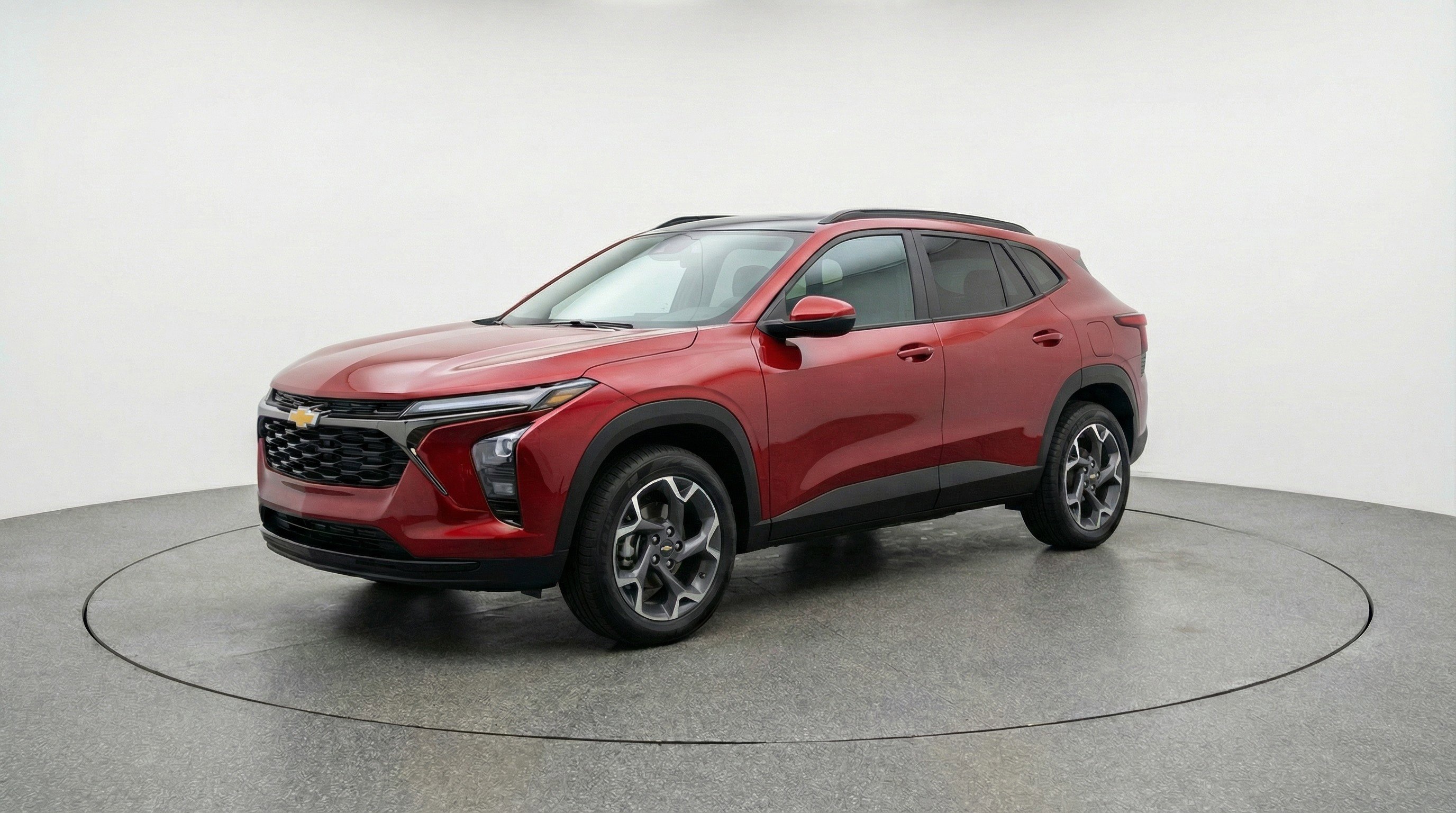 Used 2025 Chevrolet Trax LT image 3