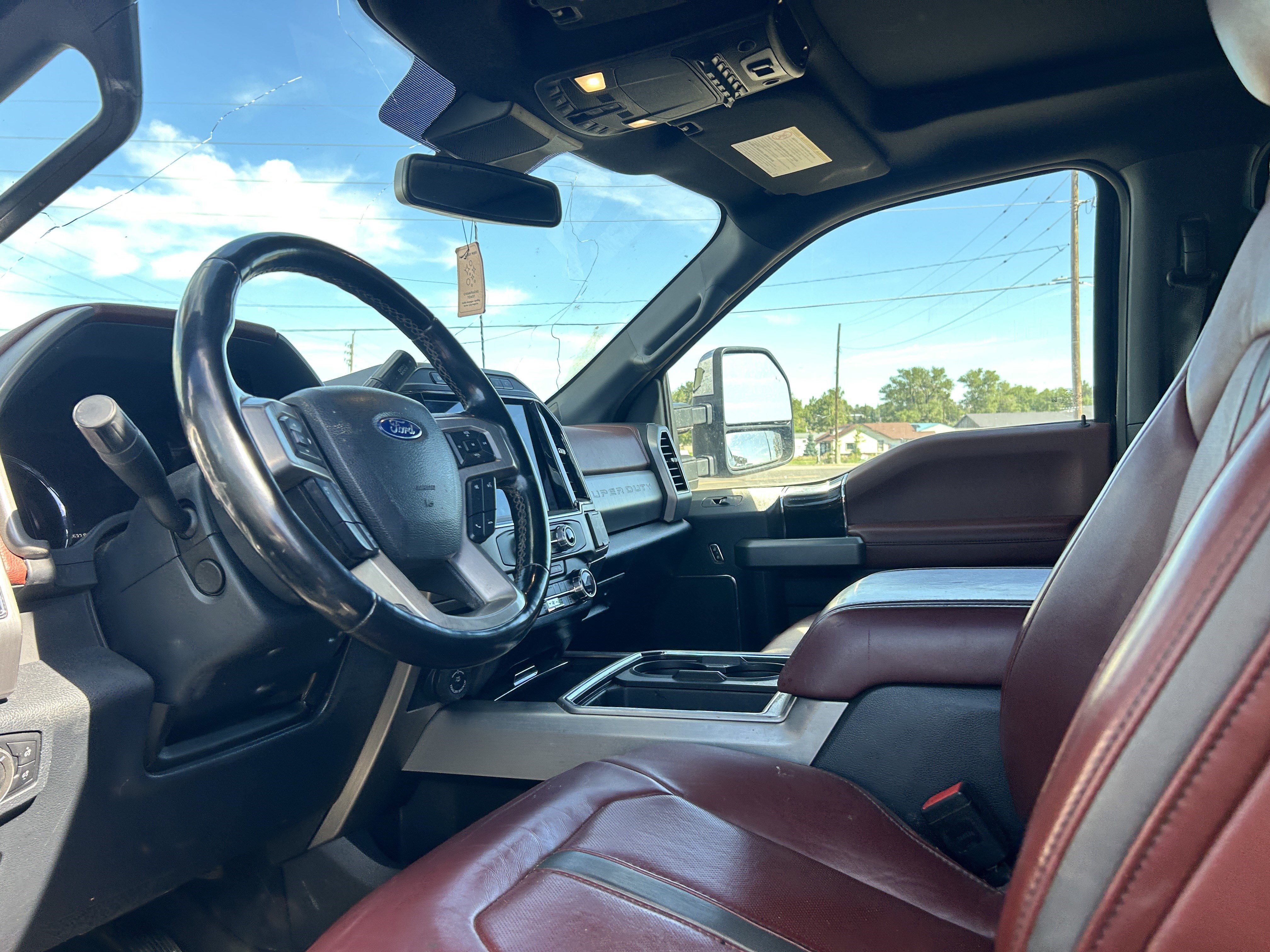 Used 2022 Ford F350 Platinum AWD/4WD image 8