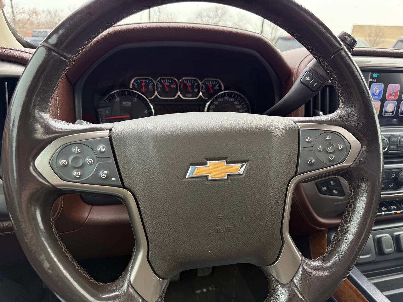 Used 2019 Chevrolet Silverado 2500 High Country w/ Duramax Plus Package image 15