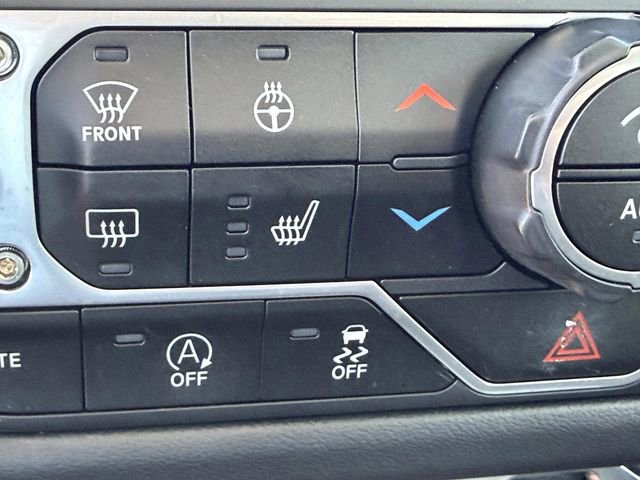 Used 2025 Jeep Gladiator Mojave w/ Convenience Group image 25