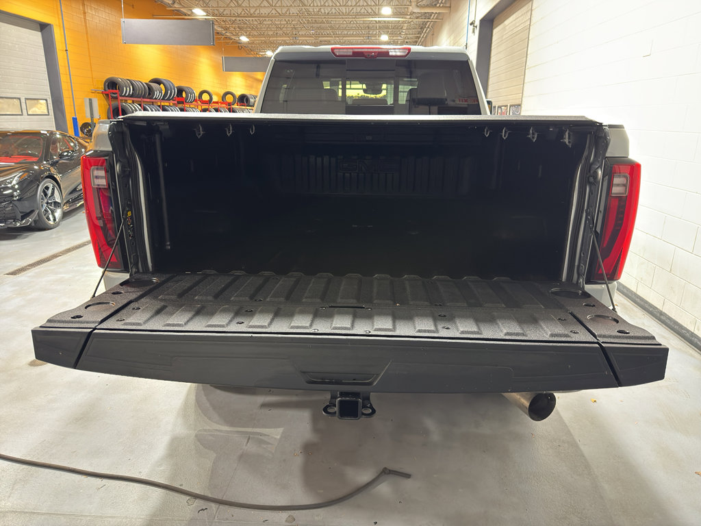 Used 2025 GMC Sierra 3500 Denali Ultimate image 24