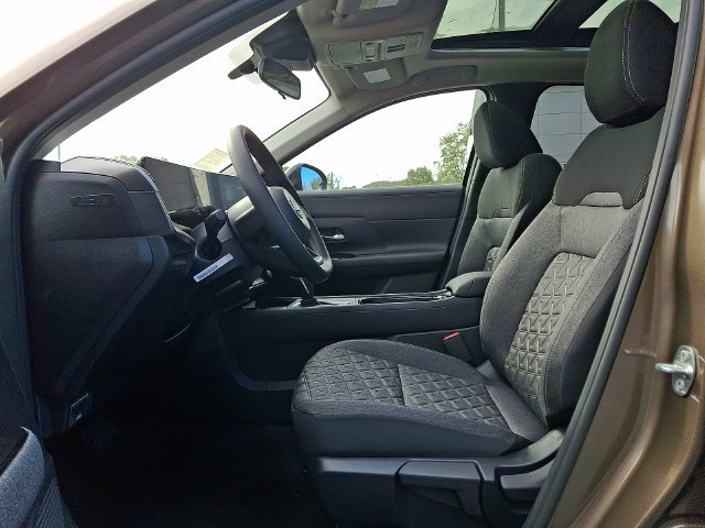 New 2027 Nissan Kicks SV AWD/4WD image 5
