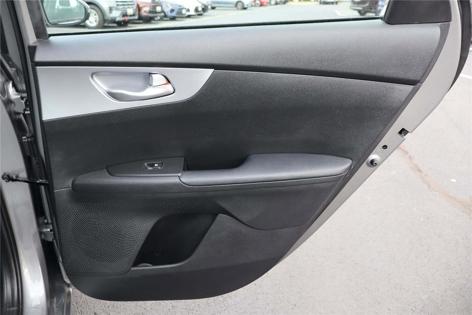 Used 2022 Kia Forte LXS w/ LXS Technology Package image 29