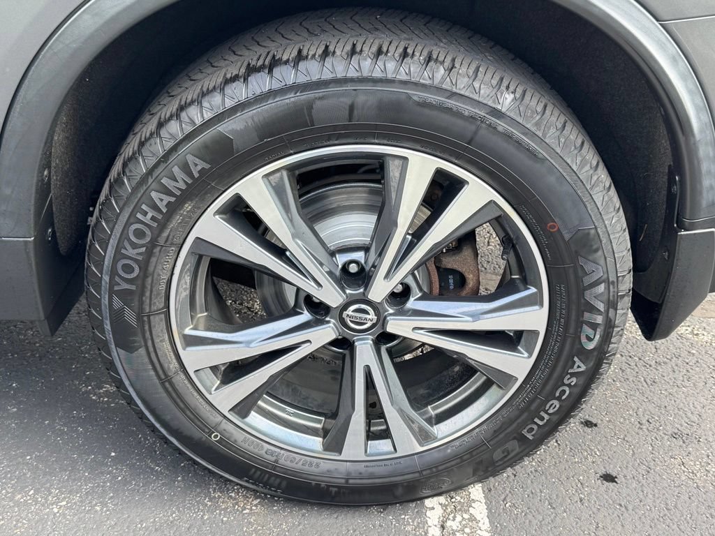 Used 2019 Nissan Rogue SV w/ Premium Package AWD/4WD image 39