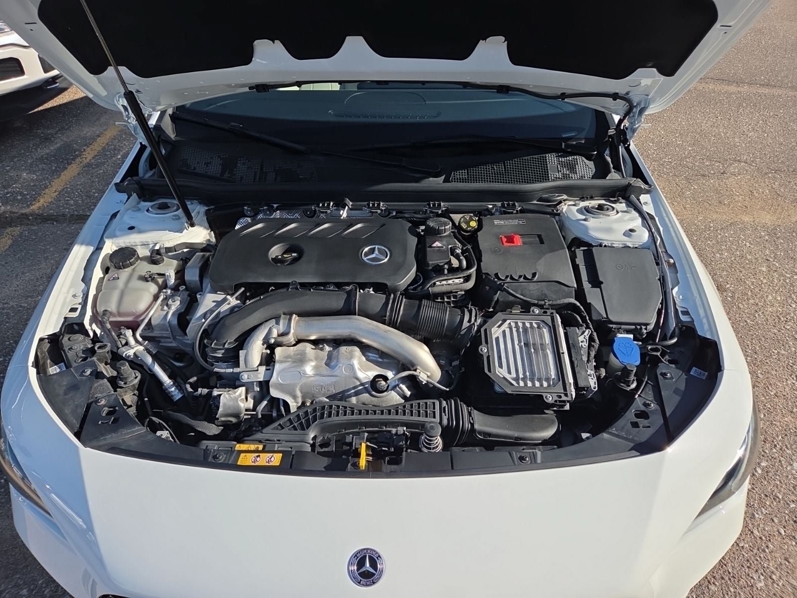 Used 2025 Mercedes-Benz CLA 250 4MATIC image 6