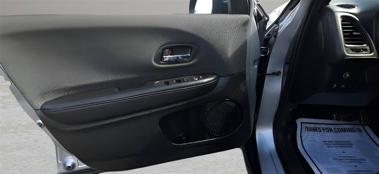 Used 2019 Honda HR-V Sport image 9