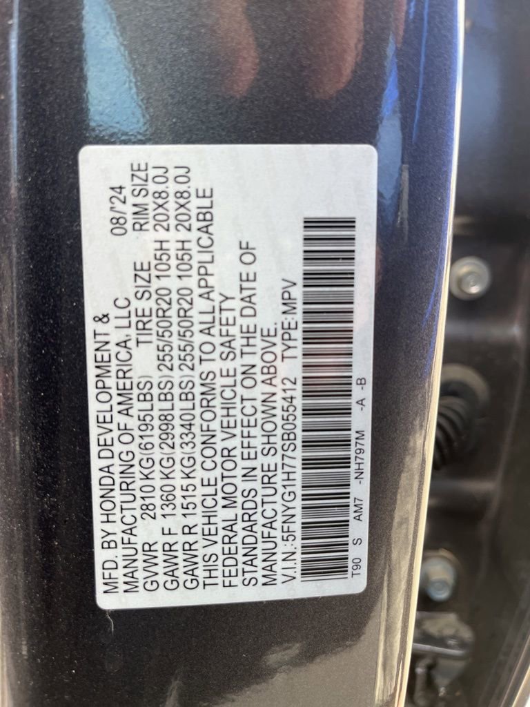 Certified 2025 Honda Pilot Touring image 11