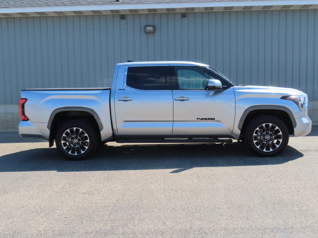 Used 2023 Toyota Tundra Limited AWD/4WD image 3