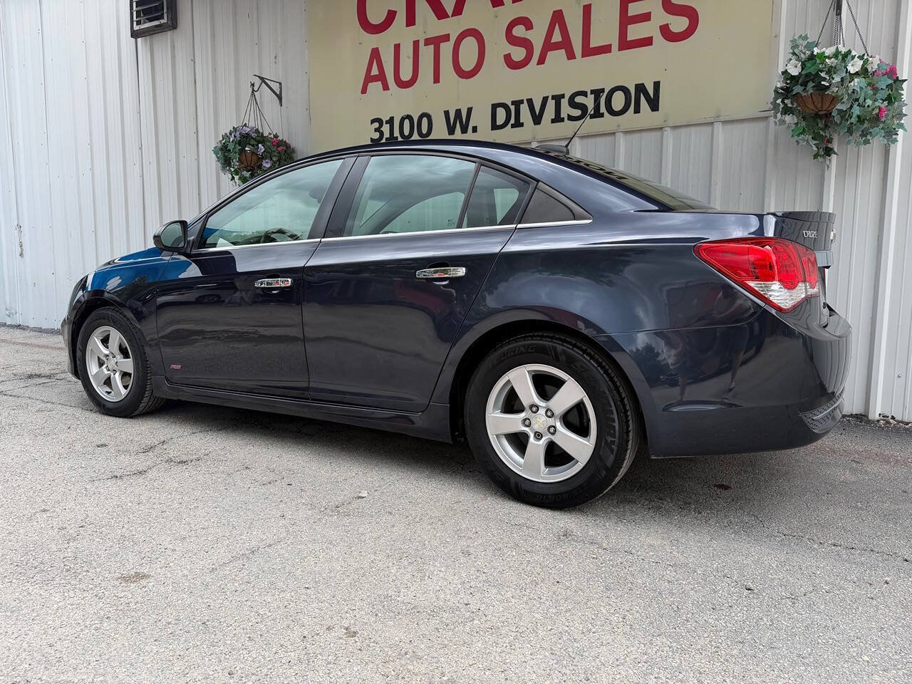 Used 2016 Chevrolet Cruze LT w/ Sun And Sound Package FWD image 8