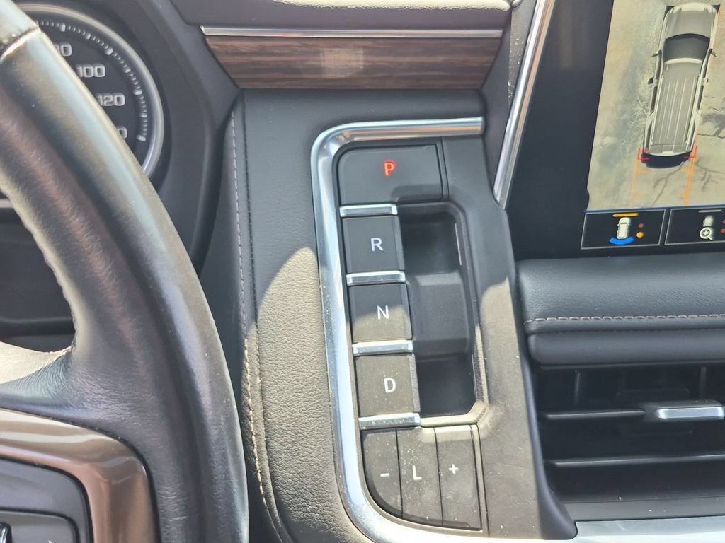 Used 2021 Chevrolet Tahoe High Country RWD image 16