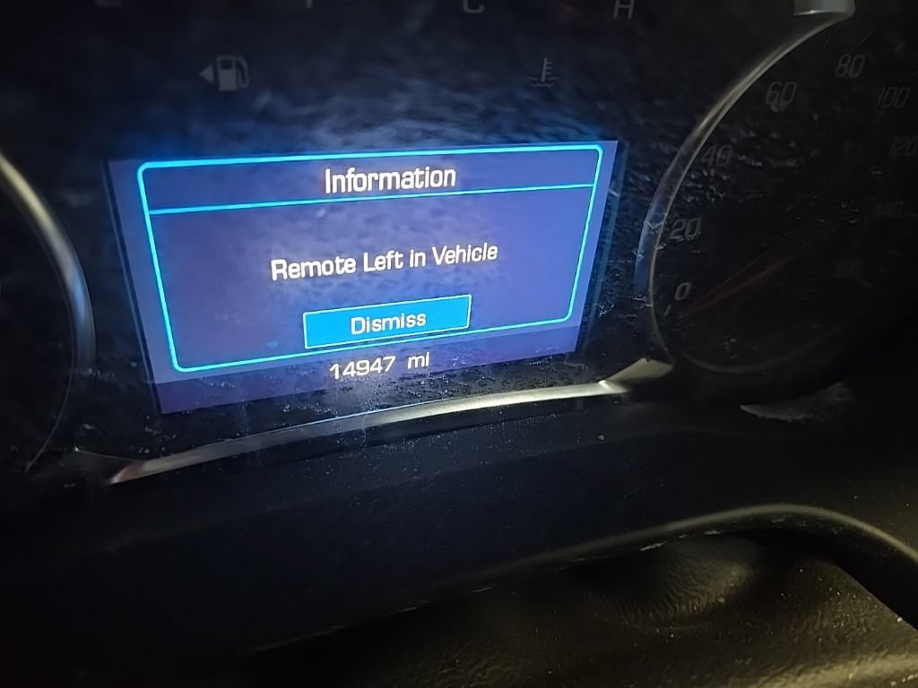 Used 2023 GMC Acadia SLE FWD image 5