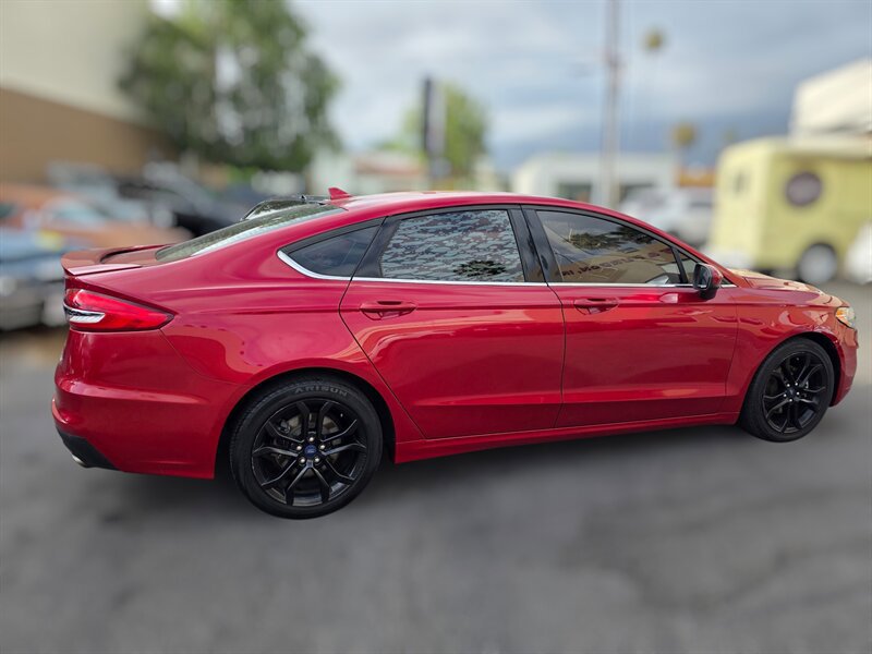 Used 2020 Ford Fusion SE w/ Equipment Group 151A image 6