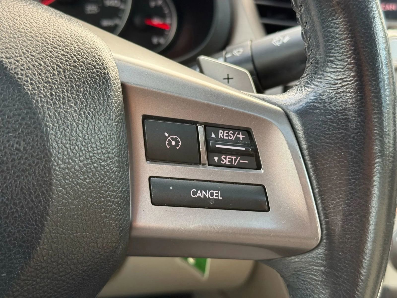 Used 2013 Subaru Legacy 2.5i Premium w/ All-Weather Pkg + Moonroof image 23