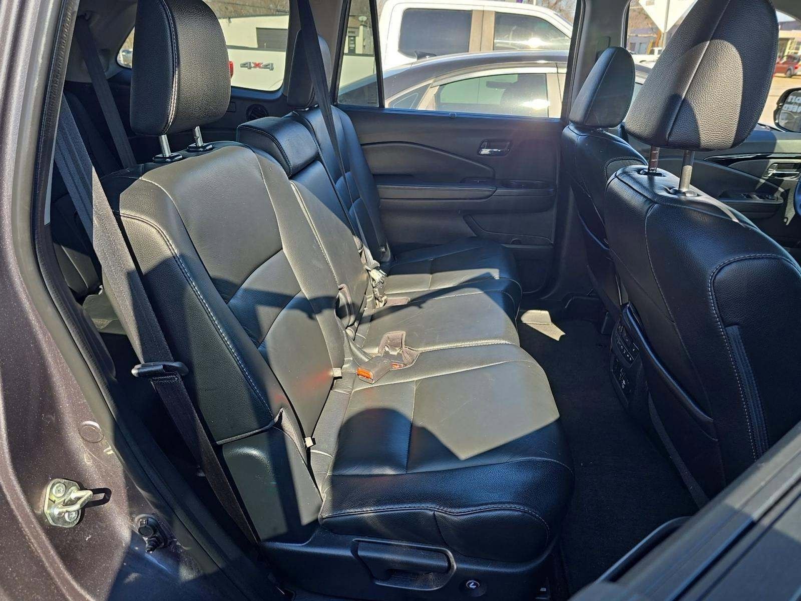 Used 2020 Honda Pilot Touring image 41