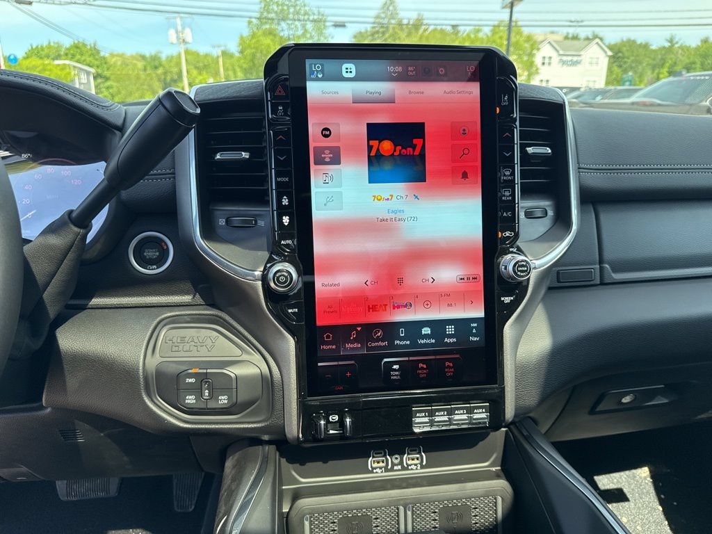 New 2026 RAM 2500 Laramie AWD/4WD image 12