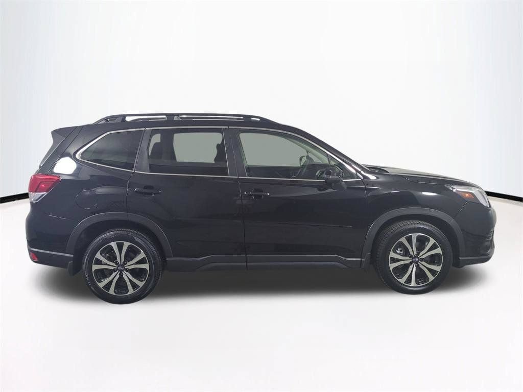 Used 2024 Subaru Forester Limited AWD/4WD image 4