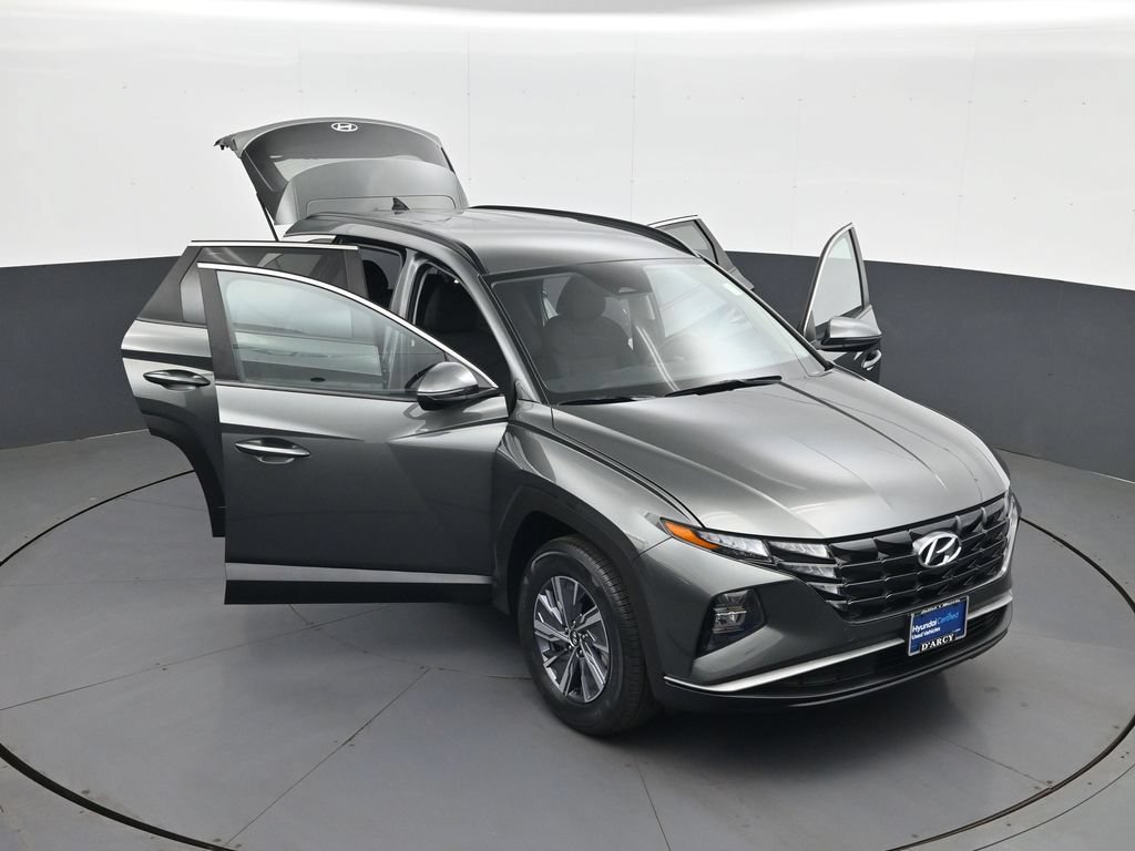 Certified 2022 Hyundai Tucson Blue w/ Cargo Package AWD/4WD image 29