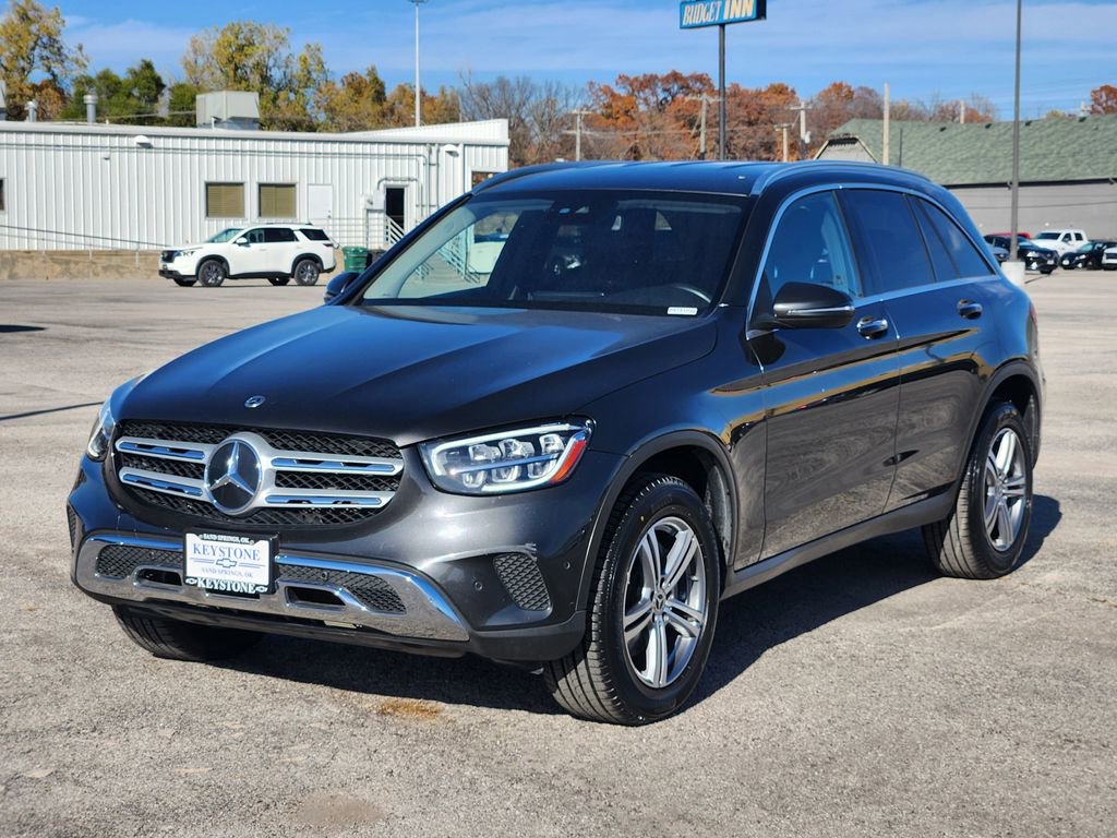 Used 2022 Mercedes-Benz GLC 300 image 3