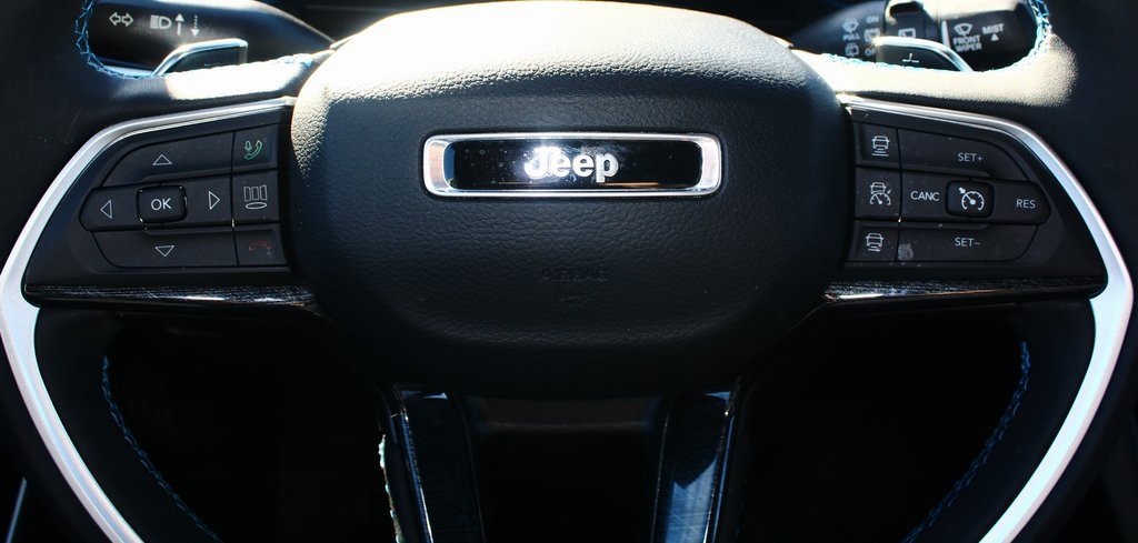 Used 2024 Jeep Grand Cherokee Trailhawk w/ Advanced Protech Group II image 15