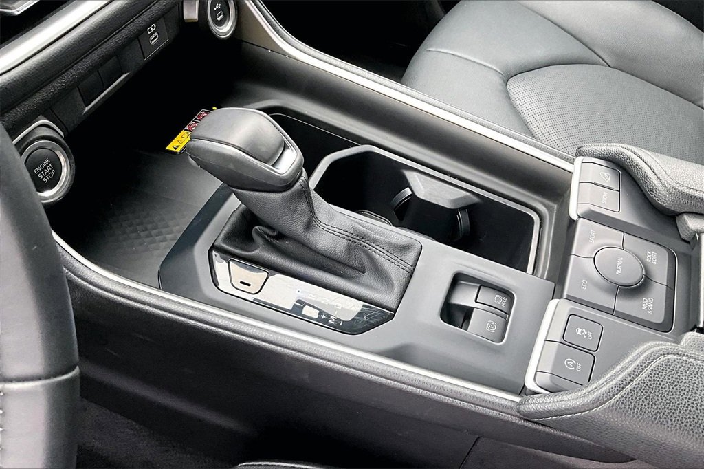 Used 2025 Toyota Grand Highlander XLE image 14