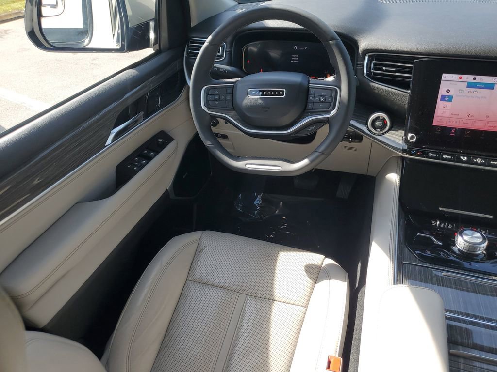 Used 2022 Jeep Wagoneer Series III w/ Premium Group I image 21