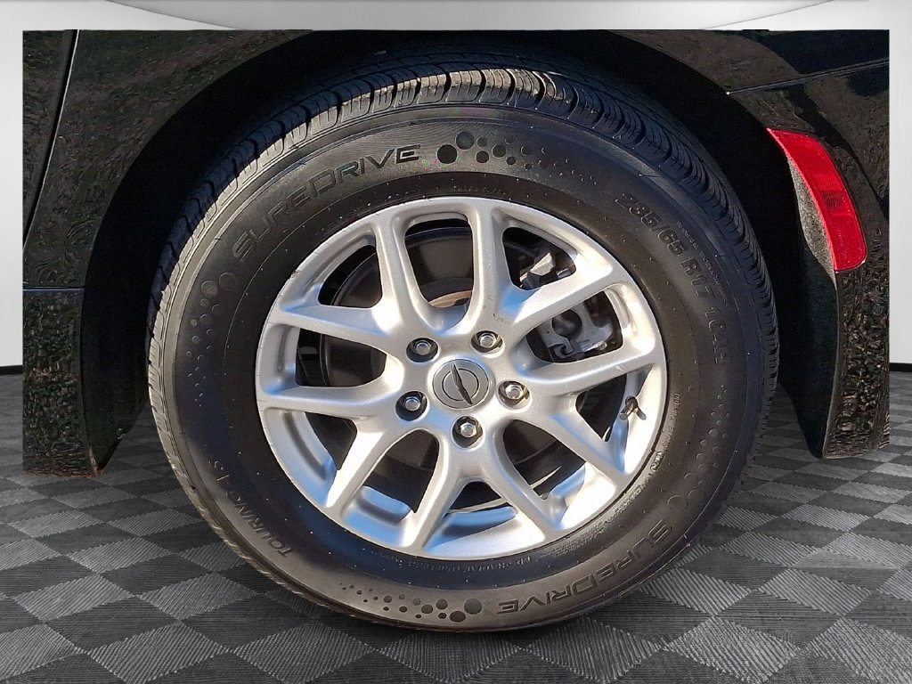 Used 2024 Chrysler Pacifica Touring-L FWD image 8