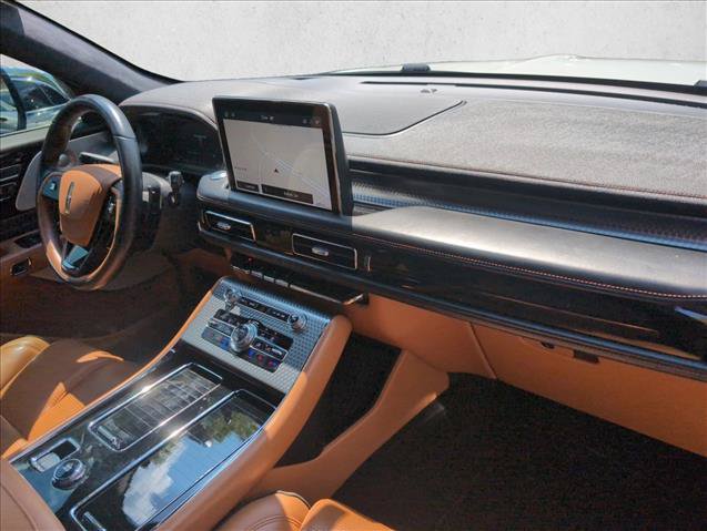 Used 2020 Lincoln Aviator Black Label w/ Dynamic Handling Package AWD/4WD image 28