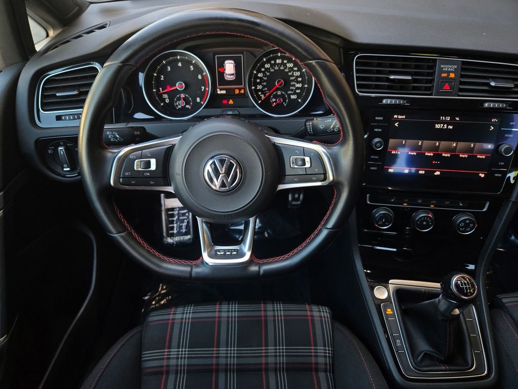 Used 2018 Volkswagen GTI SE FWD image 14