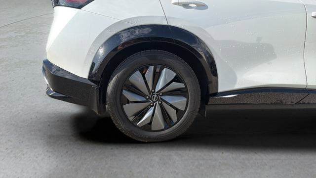 Used 2025 Nissan Ariya AWD image 13