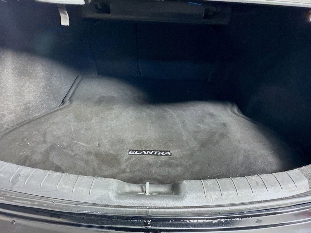 Used 2020 Hyundai Elantra SEL w/ Cargo Package (C1) image 29