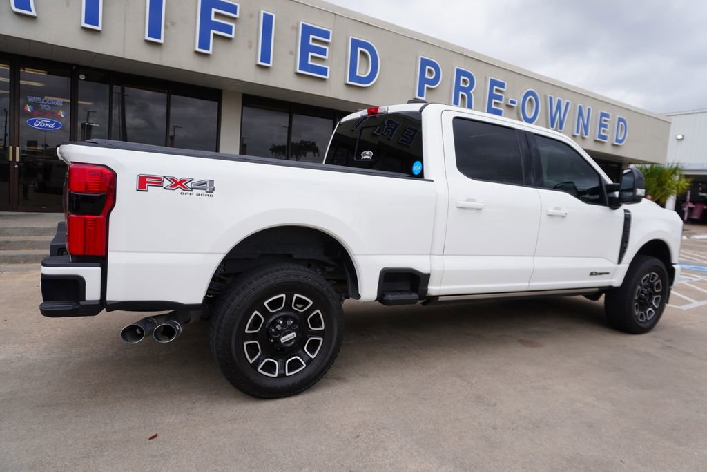 Used 2025 Ford F250 Platinum image 6