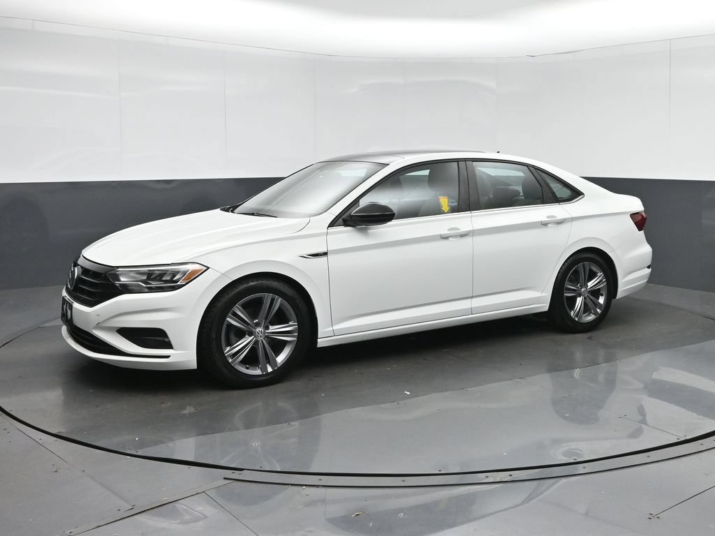 Used 2019 Volkswagen Jetta R-Line w/ R-Line Cold Weather Package FWD image 3