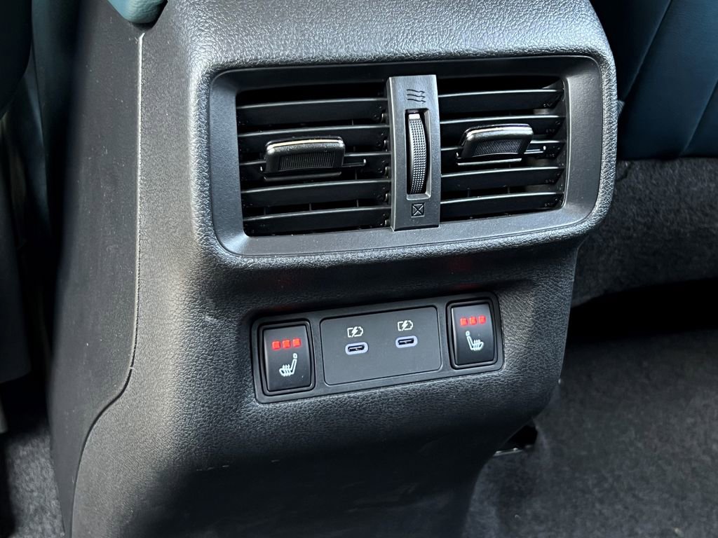 Used 2025 Nissan Murano Platinum w/ Cargo Package image 17