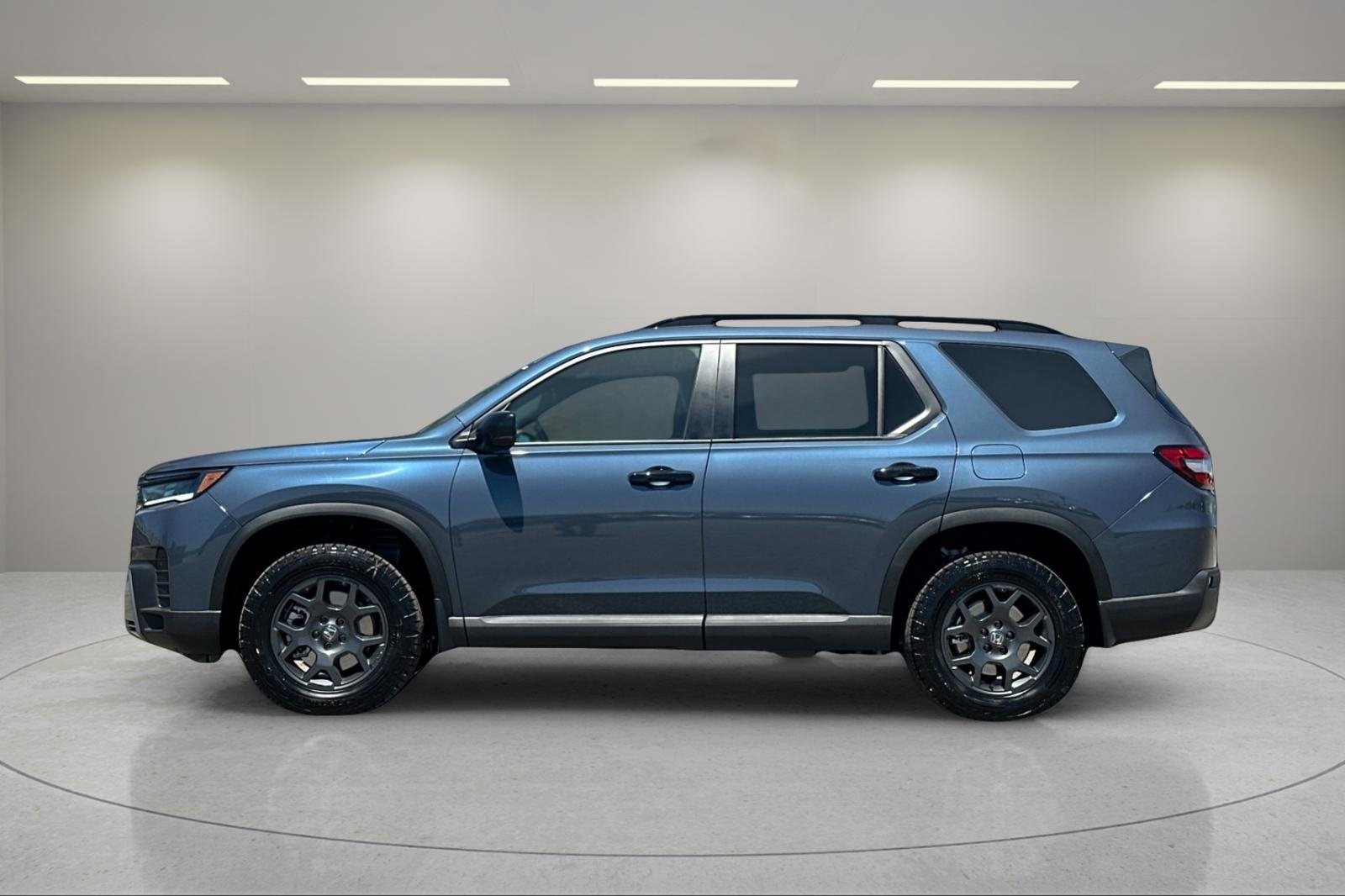 New 2026 Honda Pilot TrailSport image 6