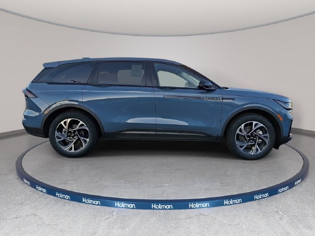 New 2026 Lincoln Nautilus Premier w/ Equipment Group 102A AWD/4WD image 4