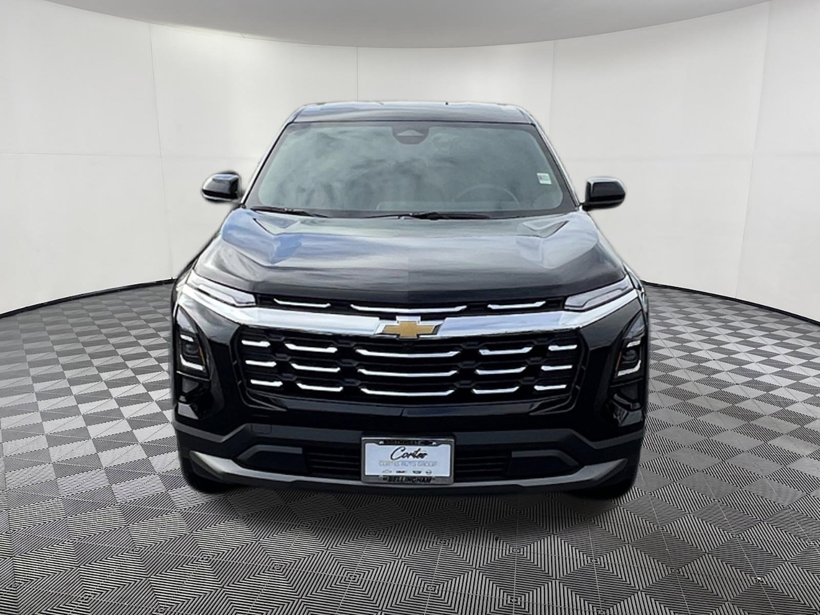 Used 2026 Chevrolet Equinox LT AWD/4WD image 2