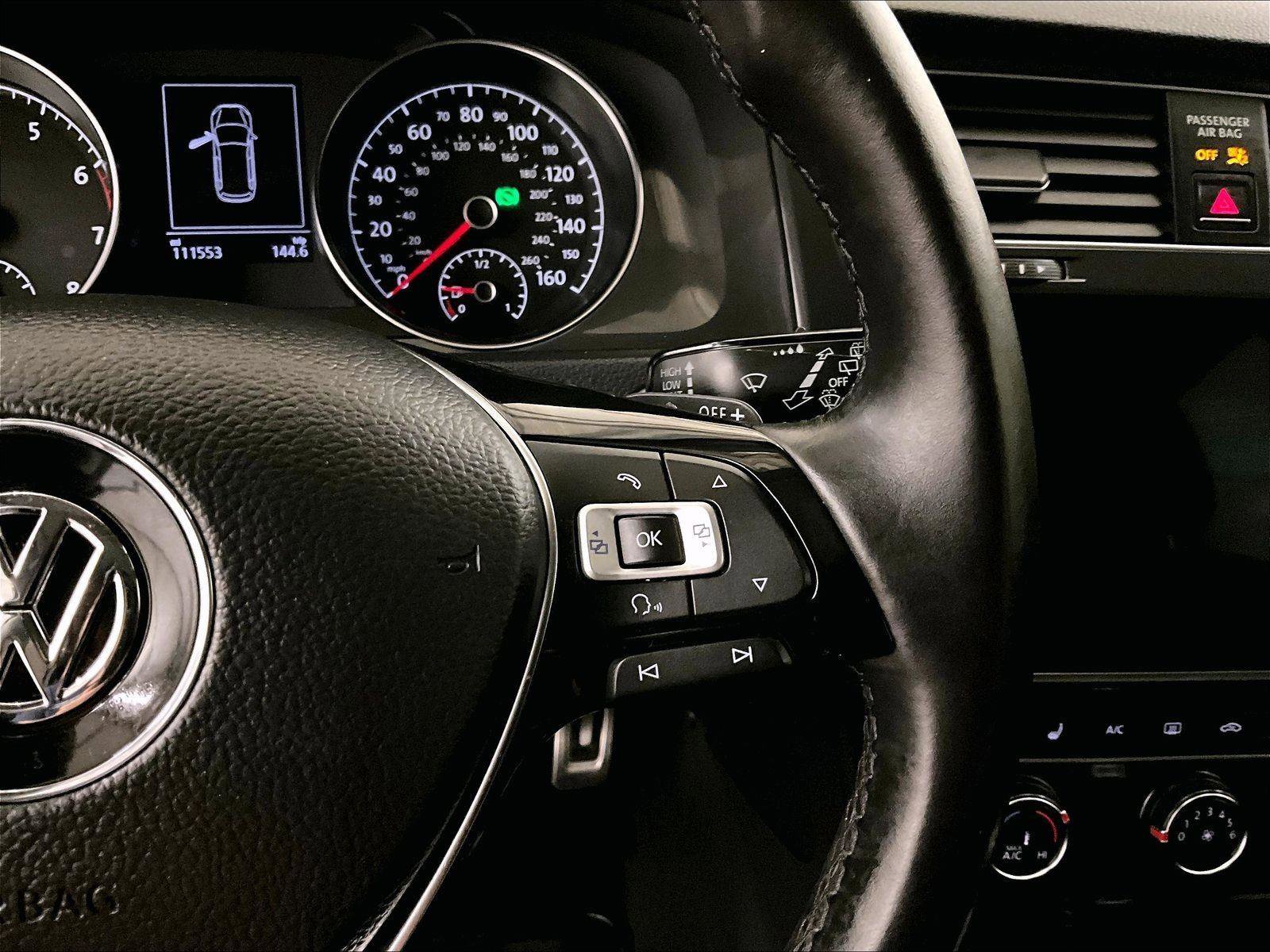 Used 2018 Volkswagen Golf Alltrack AWD/4WD image 19