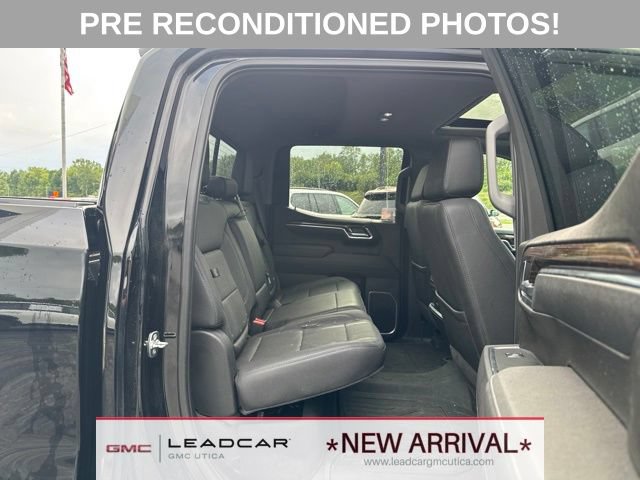Used 2025 GMC Sierra 1500 Elevation w/ Elevation Premium Package AWD/4WD image 12