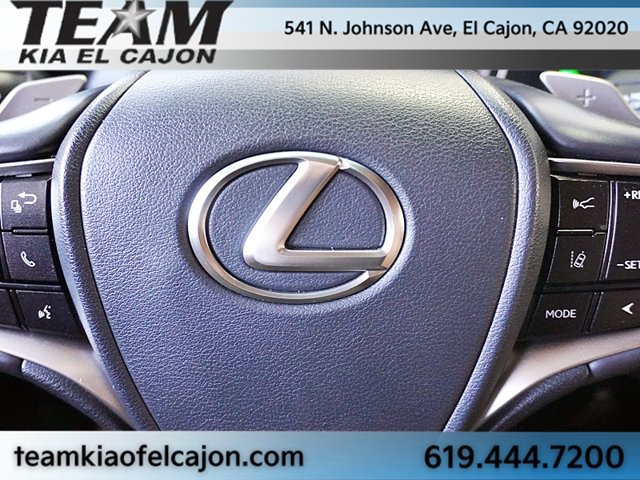 Used 2024 Lexus ES 300h Ultra Luxury w/ Accessory Package (Z2) FWD image 40