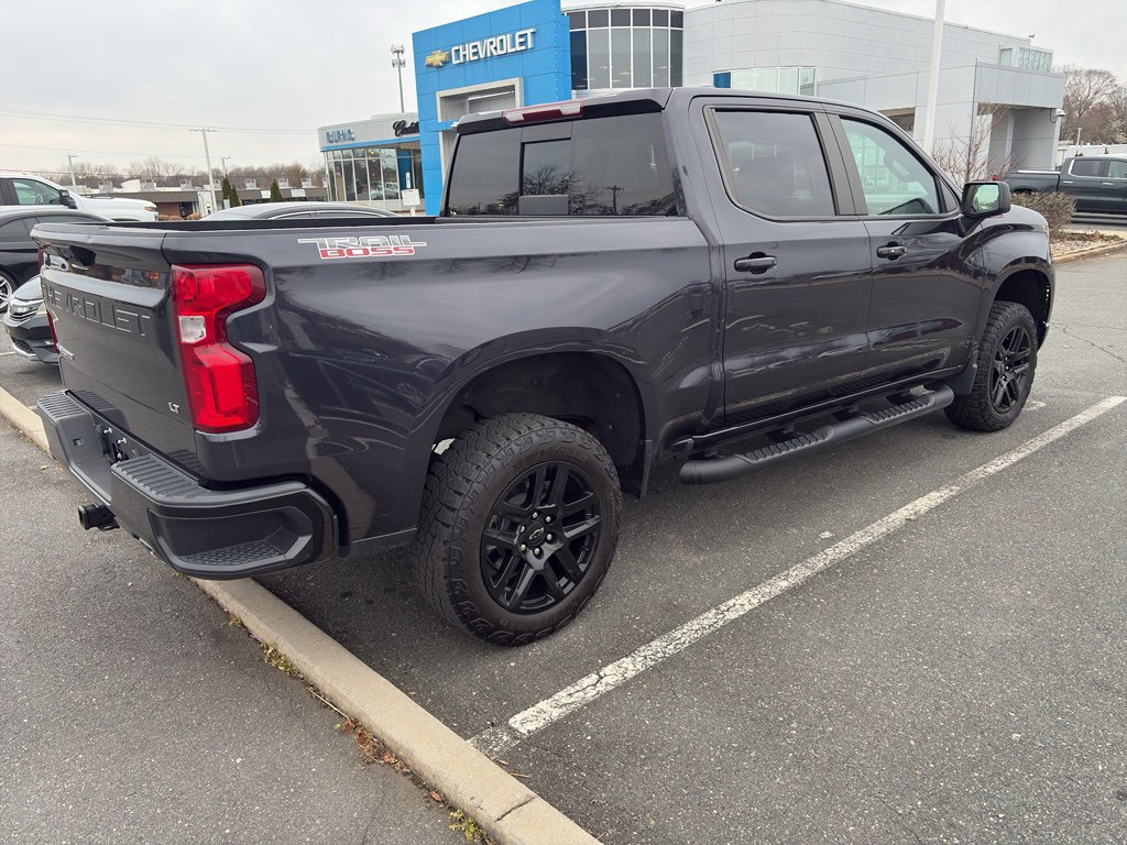 Used 2023 Chevrolet Silverado 1500 LT Trail Boss w/ Convenience Package II image 8