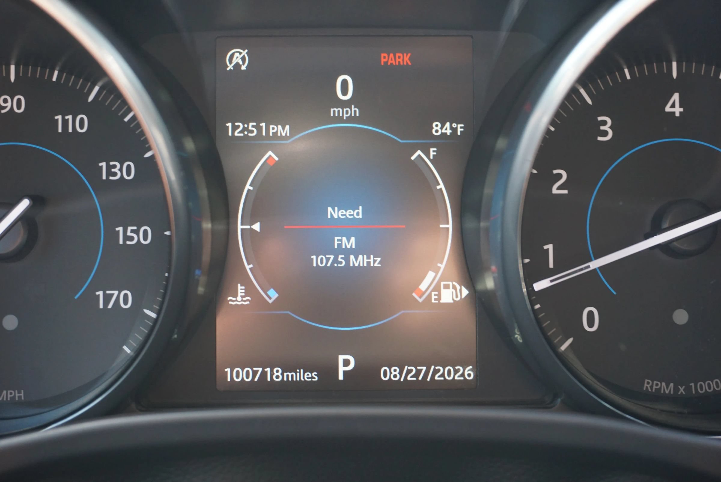 Used 2018 Jaguar F-PACE Premium AWD/4WD image 36