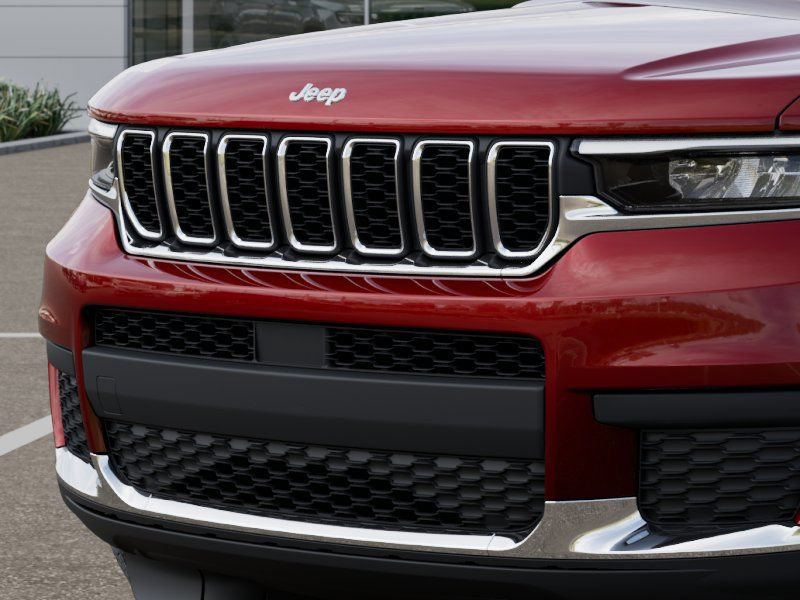 New 2026 Jeep Grand Cherokee L Laredo AWD/4WD image 11