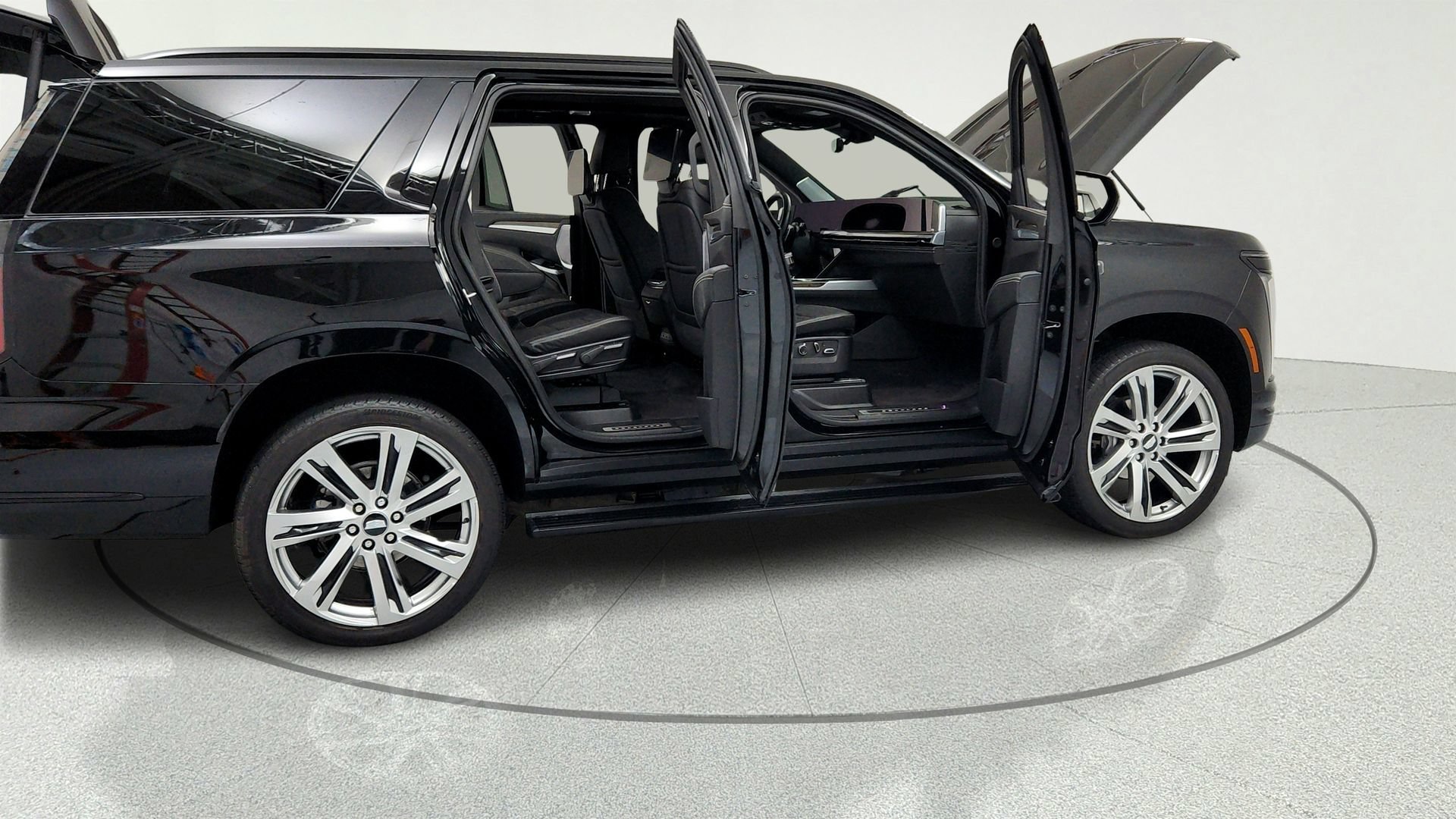Certified 2025 Cadillac Escalade Sport Platinum w/ LPO, Floor Liner Package AWD/4WD image 13